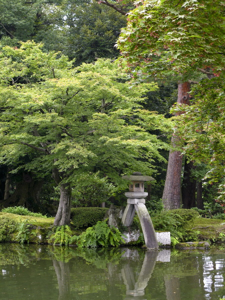 Kenroku-en Kotoji Lanterne